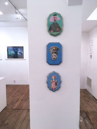 RETURN OF THE MOTHERSHIP, installation view