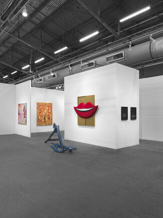 DITTRICH & SCHLECHTRIEM at The Armory Show 2020, installation view