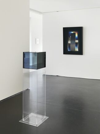 Larry Bell : CUBES, MIRAGE WORKS, FRACTIONS, installation view