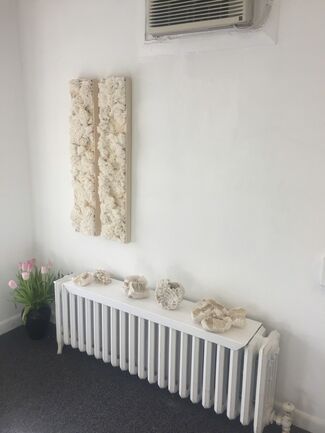 "The Evocation of a Moment; A Gesture Jessica Drenk", installation view