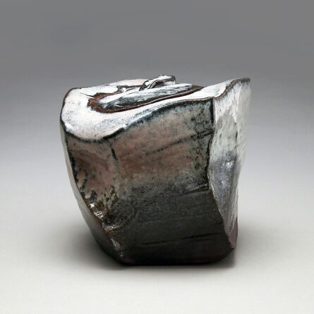 Kaneta Masanao, ‘Irregular faceted, square, covered Hagi and ash-glazed water container with extensive kiln effects’, 2014