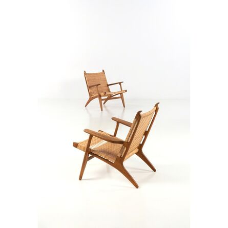 Hans J. Wegner, ‘Pair of armchairs - Iruna’, 1950