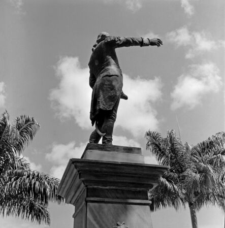 Daniel González (b. 1935), ‘Estatua de Washington en El Paraíso’, 1962