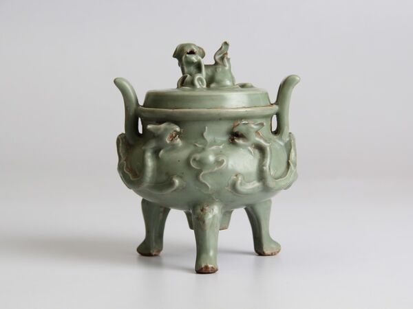 Cover image for A Millennium of Contact: Chinese and Southeast Asian Trade Ceramics in the Philippines