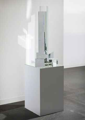 Galerie Hans Mayer at Art Basel 2015, installation view