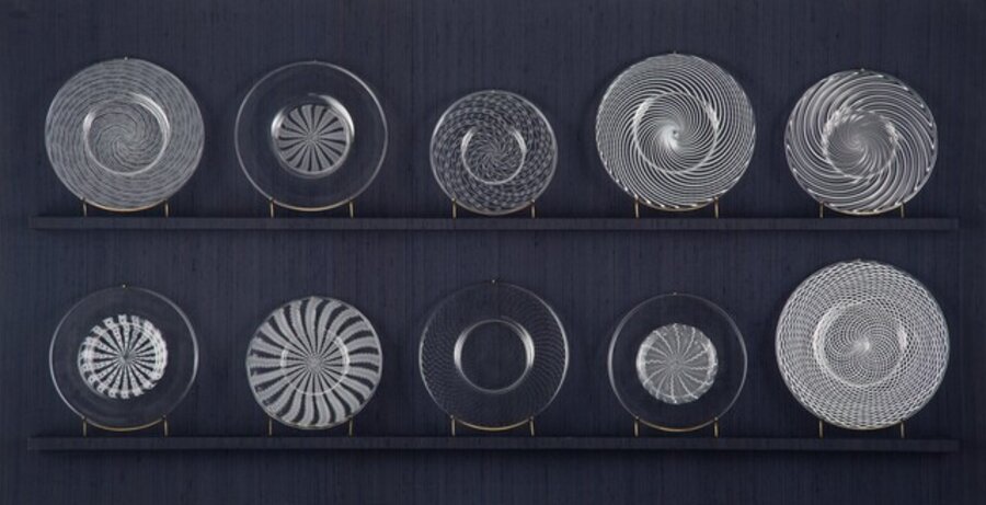 Collection of Glass Concerning the Search for Infinity
