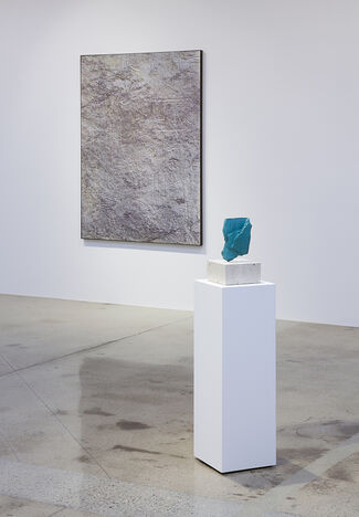 Michael Staniak – Solid State, installation view