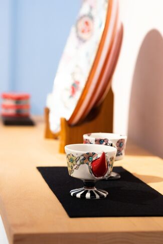 New Kutani – contemporary Kutani ceramics by Masako Inoue & Kayoko Mizumoto, installation view