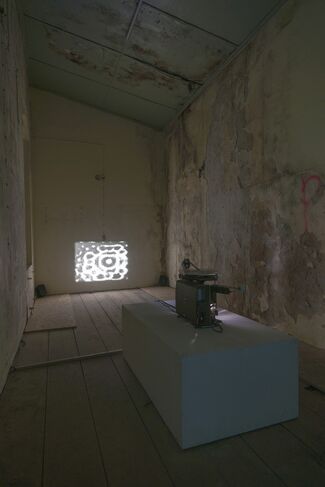 The Vacancy  |  33 Rooms   33 Artists, installation view