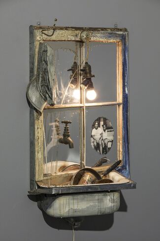 Edward & Nancy Kienholz: A Selection of Works from the Betty and Monte Factor Family Collection, installation view