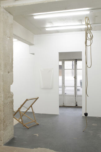 Guillaume Leblon, 'Réplique de la chose absente', installation view