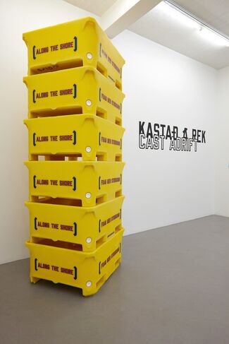 Lawrence Weiner - Along the Shore, installation view