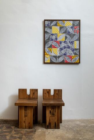 130 azulejos by Mariana Lloyd, installation view