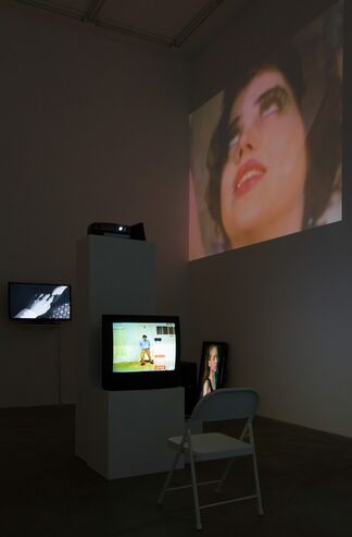 The Undulation of Something Faintly Familiar, installation view