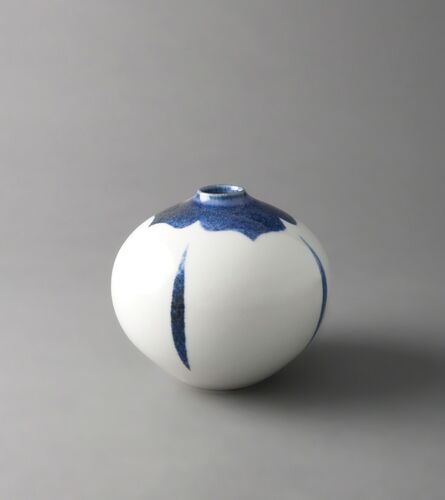 Fance Franck, ‘Round vase, clear decor and kaki in underglaze blue glaze’, N/A
