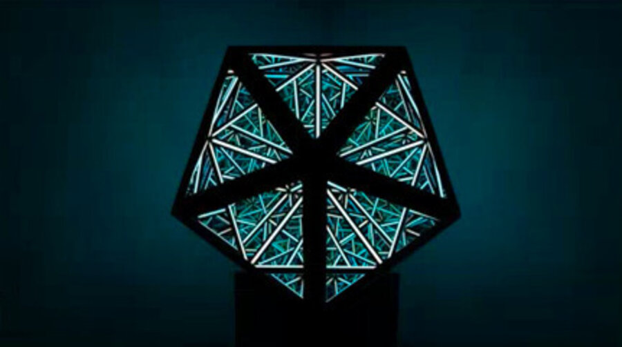 34'' Transmorphic color icosahedron (solar black)