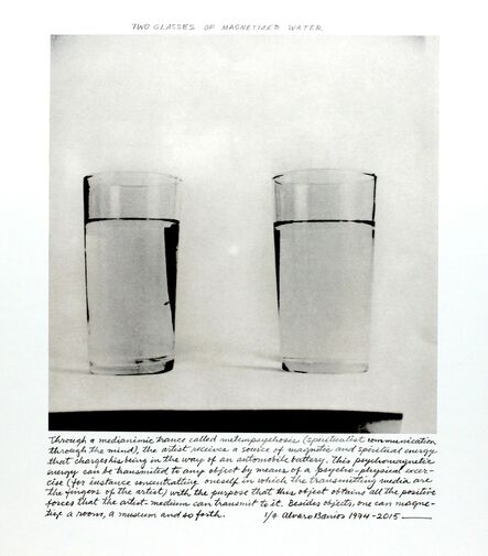 Álvaro Barrios, ‘"Dos vasos con agua magnetizada"’, 1974