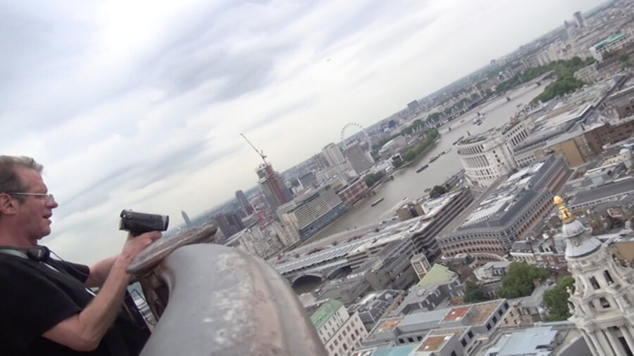 Handlauf Millenium Bridge (London)