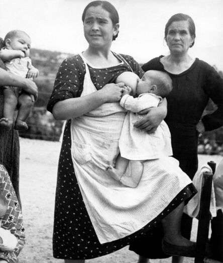 Kati Horna, ‘Breastfeeding woman’, 1937