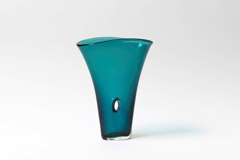 Fulvio Bianconi, ‘A fan shaped vase in blow turquoise glass with an hole in the middle’, 1952 ca, Design/Decorative Art, Cambi