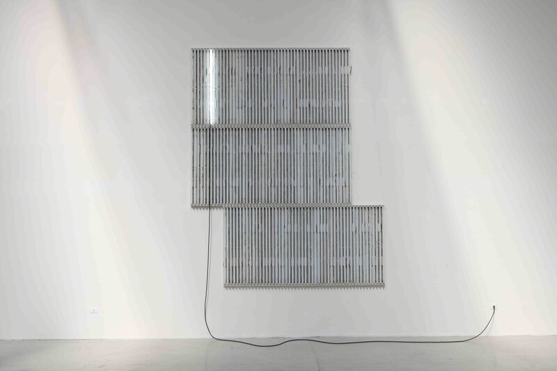 Pedro Cabrita Reis, ‘La settima luce in alto’, 2015, Installation, 150 fluorescent lights, electric cable, Giorgio Persano