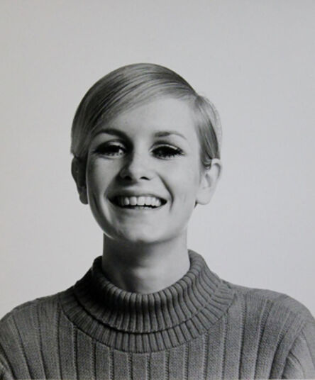 Bert Stern, ‘Twiggy, 1967 (Smiling)’