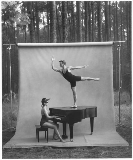 Annie Leibovitz, ‘Mikhail Baryshnikov and Linda Dowdell, White Oak Plantation, Florida’, 1991