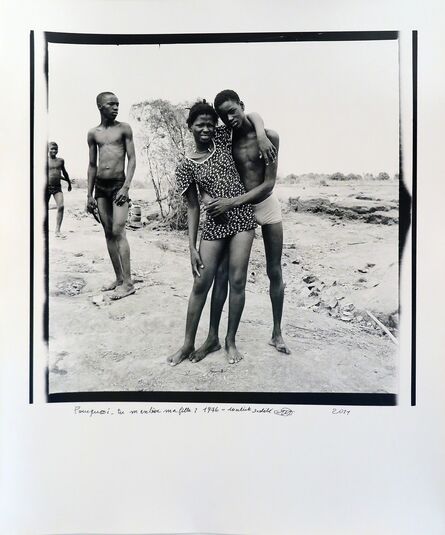 Malick Sidibé, ‘Pourquoi tu m'enlèves ma fille ?’, 1976