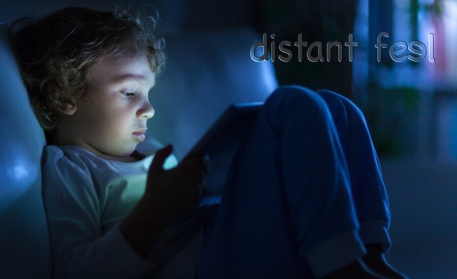 Distant Feel (still)