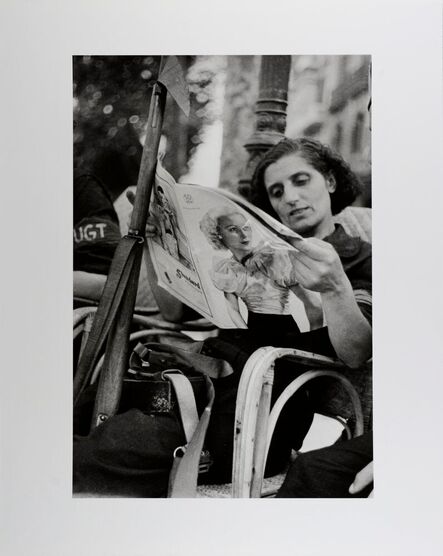 Robert Capa, ‘Loyalist Militiawoman’, Barcelona 1936-printed 2003