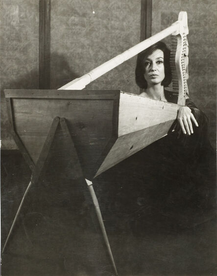 Kati Horna, ‘Sin titulo, serie “Mujer y Apra”, Mexico’, 1962