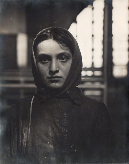 Lewis Wickes Hine, ‘Young Russian Jewess Arriving at Ellis Island’, Neg. date: 1905 / Print date: Exact date unknown