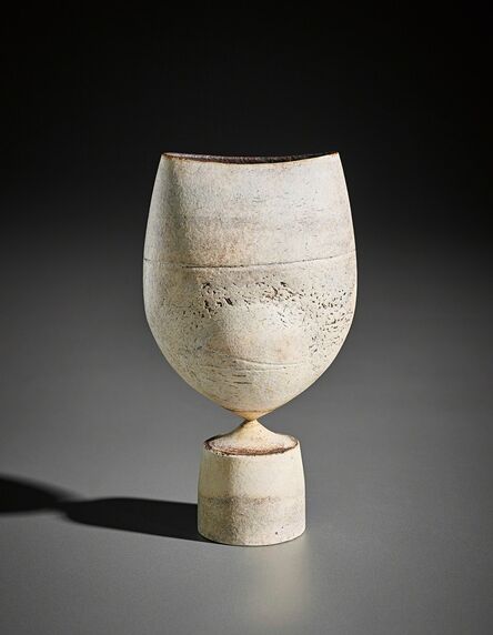 Hans Coper, ‘'Cycladic' pot with spherical volume and oval lip’, 1968