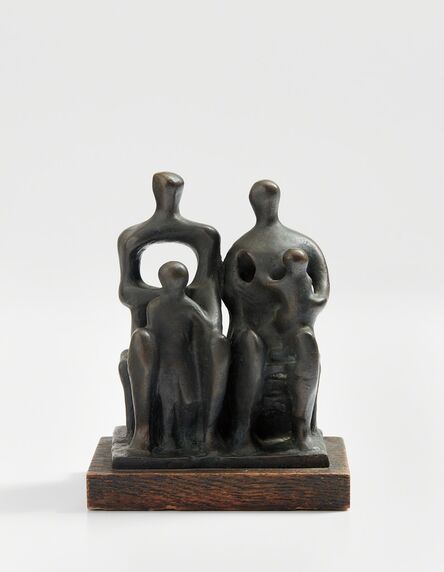 Henry Moore, ‘Family Group’, 1945