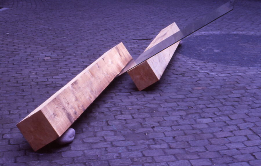 Situation-Glass/Wood/Stone