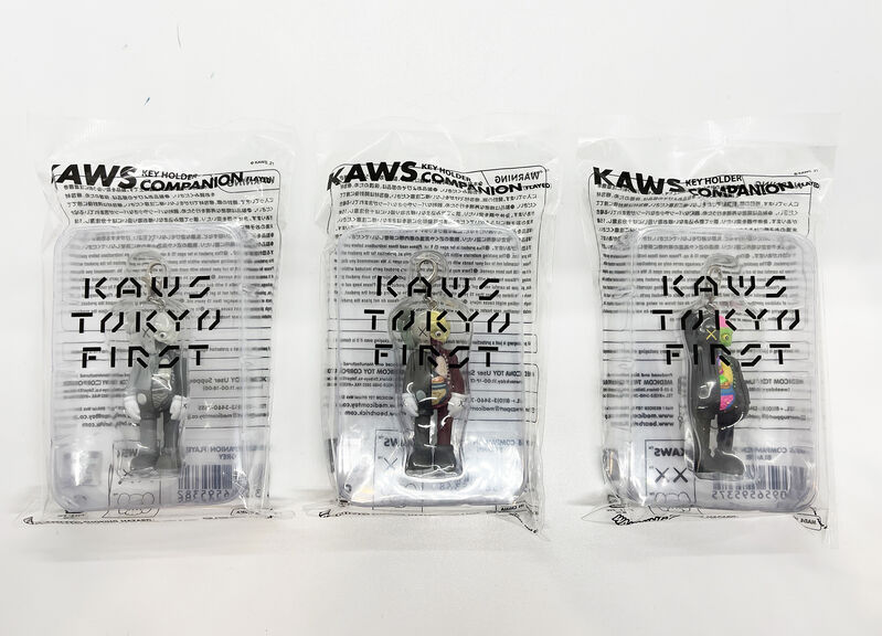 KAWS, ‘'Tokyo First: Companion (Flayed)' Key Holder Set’, 2021, Ephemera or Merchandise, Collectible painted vinyl key holder set (black, brown and grey)., Signari Gallery