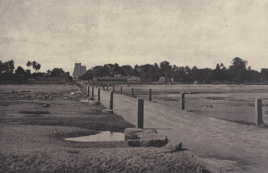 Madura: The Vygay River, with Causeway, across to Madura