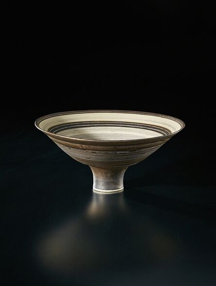 Lucie Rie, ‘Flaring footed bowl’, ca. 1980