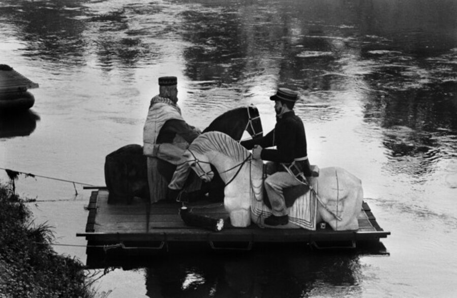 Garibaldi and Vittorio Emanuele II in the Tiber