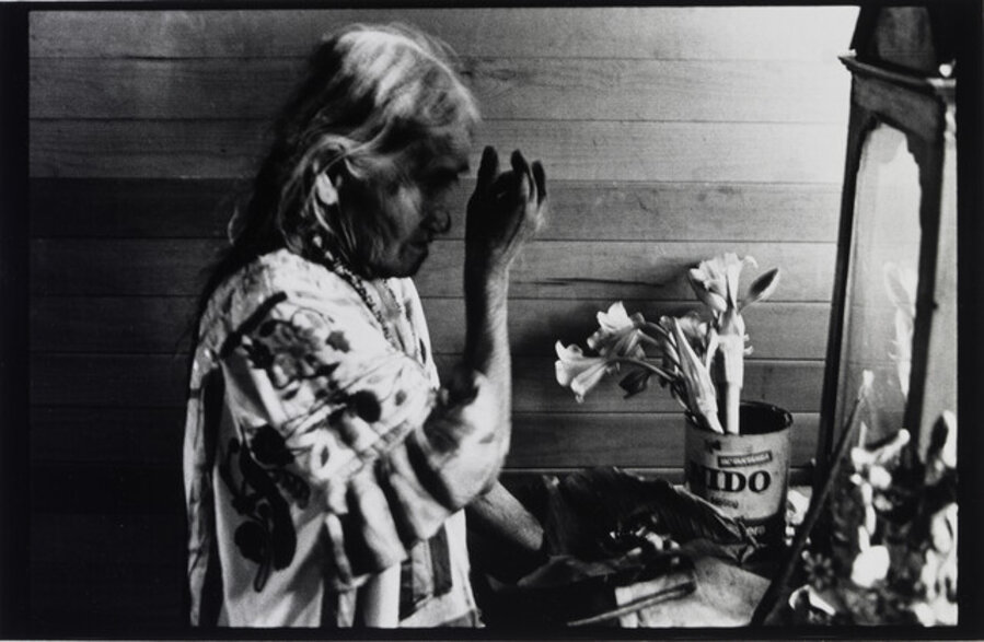 Maria Sabina Praying