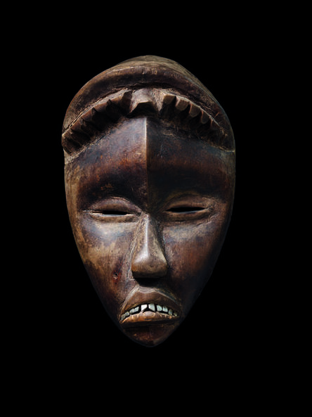 ‘Deangle, masque aux traits féminins (Deangle mask with feminine traits)’, c. 1963