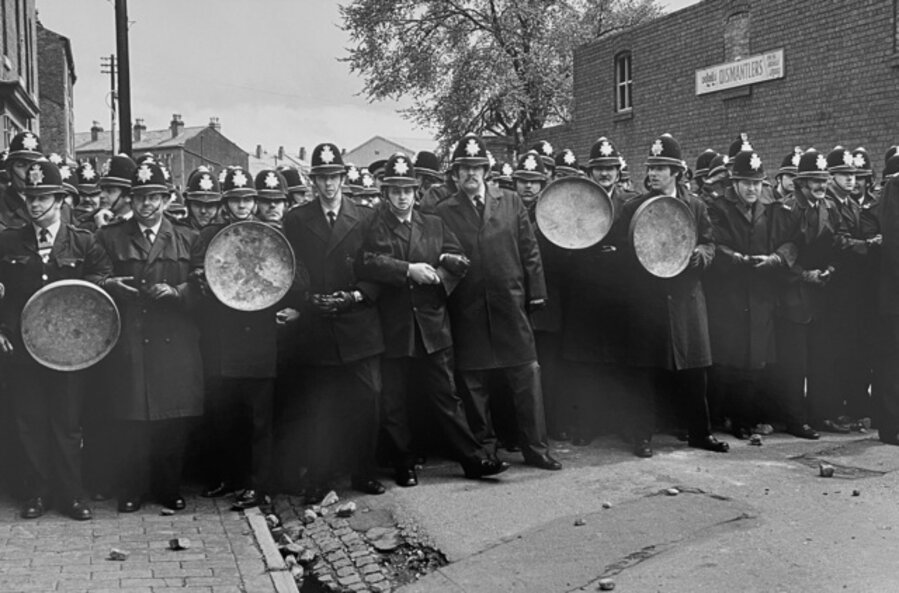 Police confront a protest against National Front, Winson Green, Birmingham