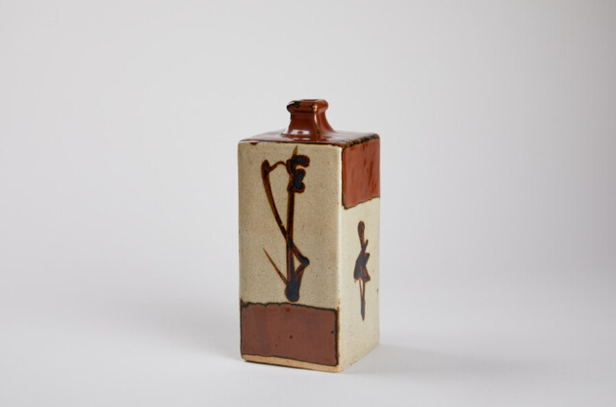 Square vase in persimmon glaze and underglaze iron