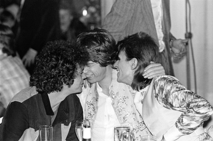Reed, Bowie, Jagger Cuddling