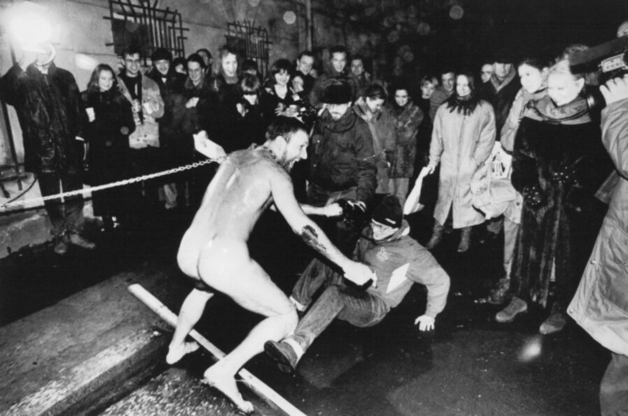 The Mad Dog Performance