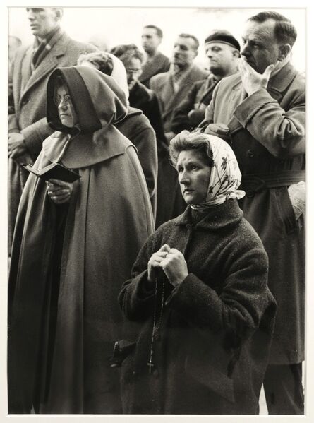 Henri Cartier-Bresson, ‘Pilgrims’, 1958