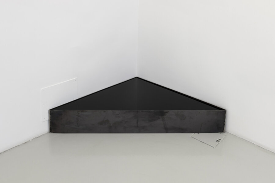Monolite liquido nero