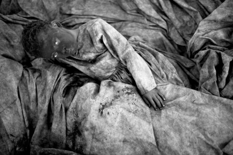 Untitled, Carvão series