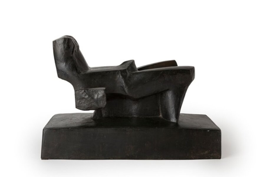 Figura allungata - uomo seduto piccolo