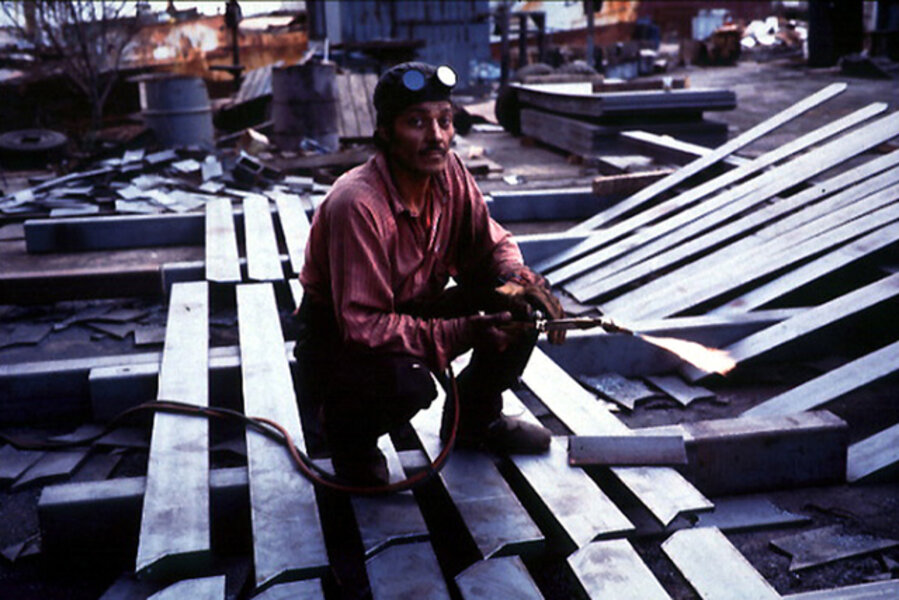Shipyard welder, Ensenada